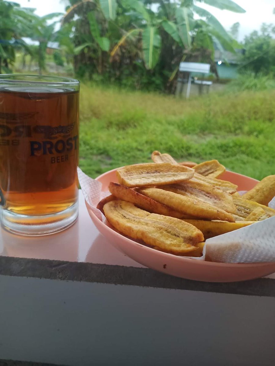 𝐴𝑏𝑒𝑒 𝐻𝑜𝑙𝑚𝑒𝑠 tweet media