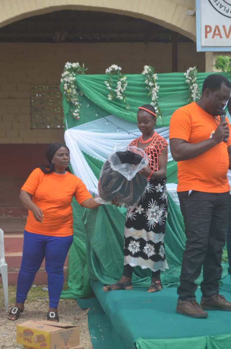 shola_faloye's tweet photo. Ever child went home with at least a gift.
Nigeria @62
To all those who encouraged and supported the Live Television independence show.

we are grateful 
#prtvc
#sharparrows
#unclesho
#sholafaloye https://t.co/2GQjBFo7MK