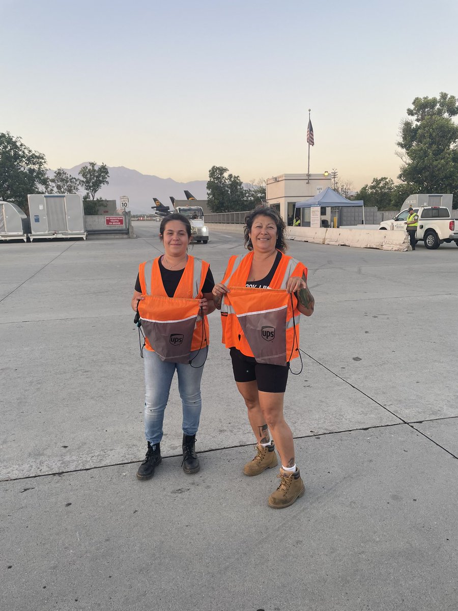 Congrats Olivia and Jacqueline for being 90 day safe! ITP Tuesday! <a href="/JessicaB_SAFETY/">UPS TWILIGHT Ramp Wellness and Safety</a> <a href="/DarylHeppner/">Daryl Heppner</a> <a href="/mboden69/">Mark Boden</a> <a href="/air1man/">Mike Nepaul</a> <a href="/Shelby2017goair/">Shelby Jackson-Fox</a> <a href="/melirere/">Melinda Herrera</a> <a href="/renodames/">Damian Renovato</a> <a href="/RoxyMarie1217/">Roxana Ramos</a> <a href="/audreyvb3/">Audrey VandenBosch @SafetySupervisor</a>