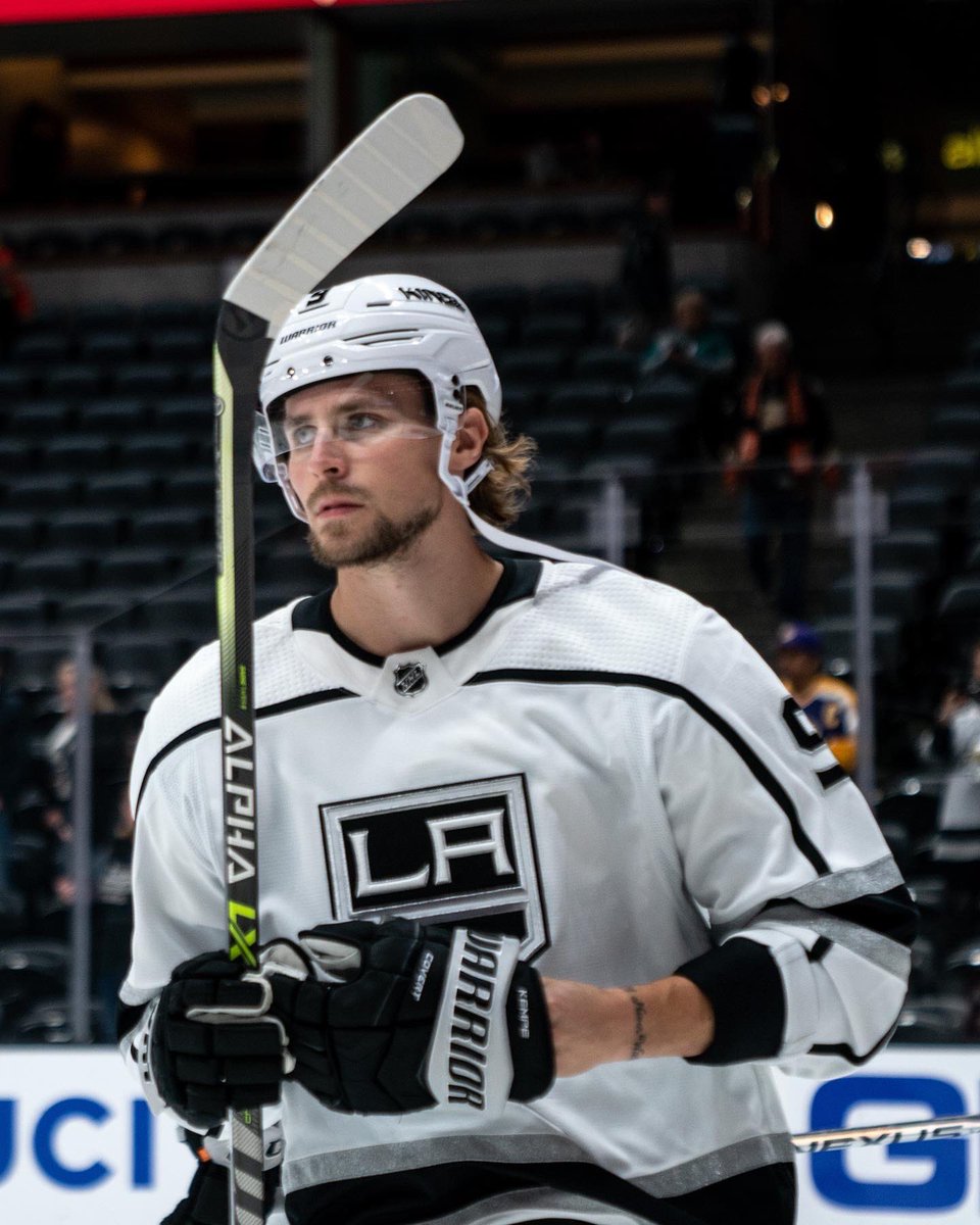 LAKings's tweet photo. 🧃 https://t.co/jBCnJVHIJi