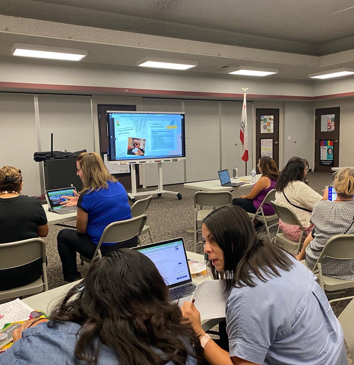 mrsrankinedu's tweet image. You know who’s facilitating when you see Dave on the screen 😂 #InstructionalCoach #ELLevation #ELDInstruction