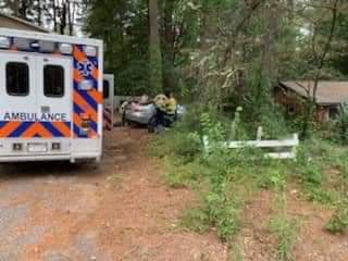 SimoneJamesonTV's tweet photo. #NEWAT10: Community members have raised more than $5K for 29-year-old Jessie Jeffcoat. Jessie suffered a broken neck, jaw and other injuries after a tree fell on her car crushing her inside on Piney Grove Road in Columbia.
A full recap tonight on @wachfox. #Accident #recovery https://t.co/iZWZRU8t3e