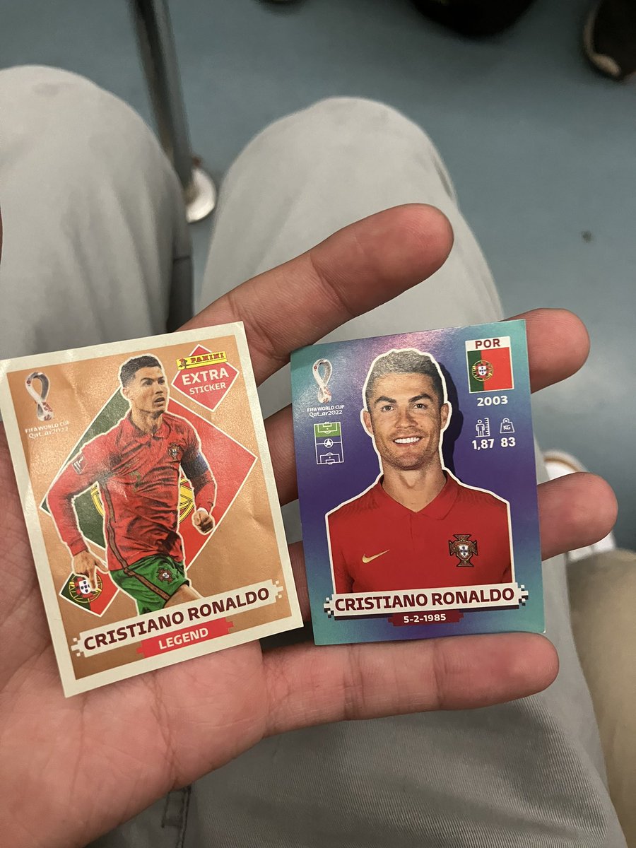 FUT_NEYMAR99's tweet photo. Regreso de mi retiro para decir que saque a los dos cristiano seguidos, no tengo ni el álbum pero el fifa me hizo adicto al pack opening jsjsjsjsk que probabilidad hay de que salgan seguidos? Jajajaja https://t.co/BTWZ9O8NZu