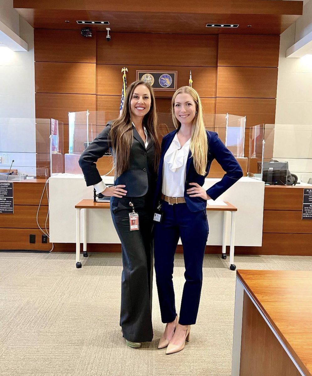 McKallMiller's tweet photo. Year 1 as an Prosecutor in the books ⚖️👩🏼‍⚖️ https://t.co/8zaOYxOmpO
