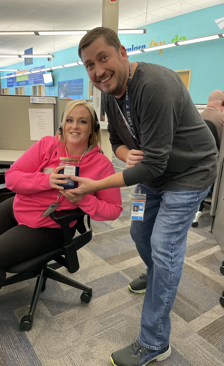 Looks like the <a href="/Lebanon_CCenter/">Lebanon Call Center</a> is really in the #SCFW2022 spirits! Grilled cheese, tomato soup, frosty beverages and prizes during day 2! I cannot wait to see what the leadership team has in store for the rest of the week! @AlissaLynn90 @hugh_salyers #LifeAtATT