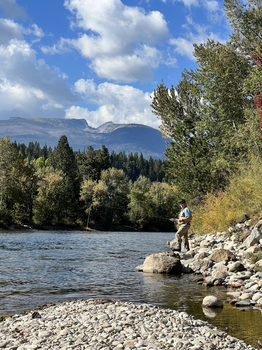 garethwade's tweet photo. “One great thing about fly fishing is that after a while nothing exists of the world but thoughts about fly fishing…” #Montana #Bitterrootriver #flyfishing https://t.co/HJyyQnYawJ