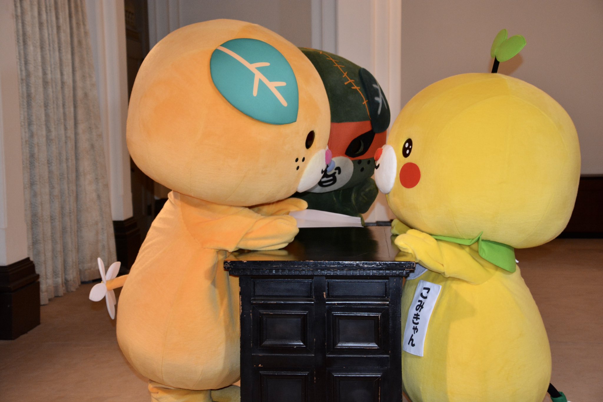 みきゃん 公式 愛媛県イメージアップキャラクター Micanehime Twitter