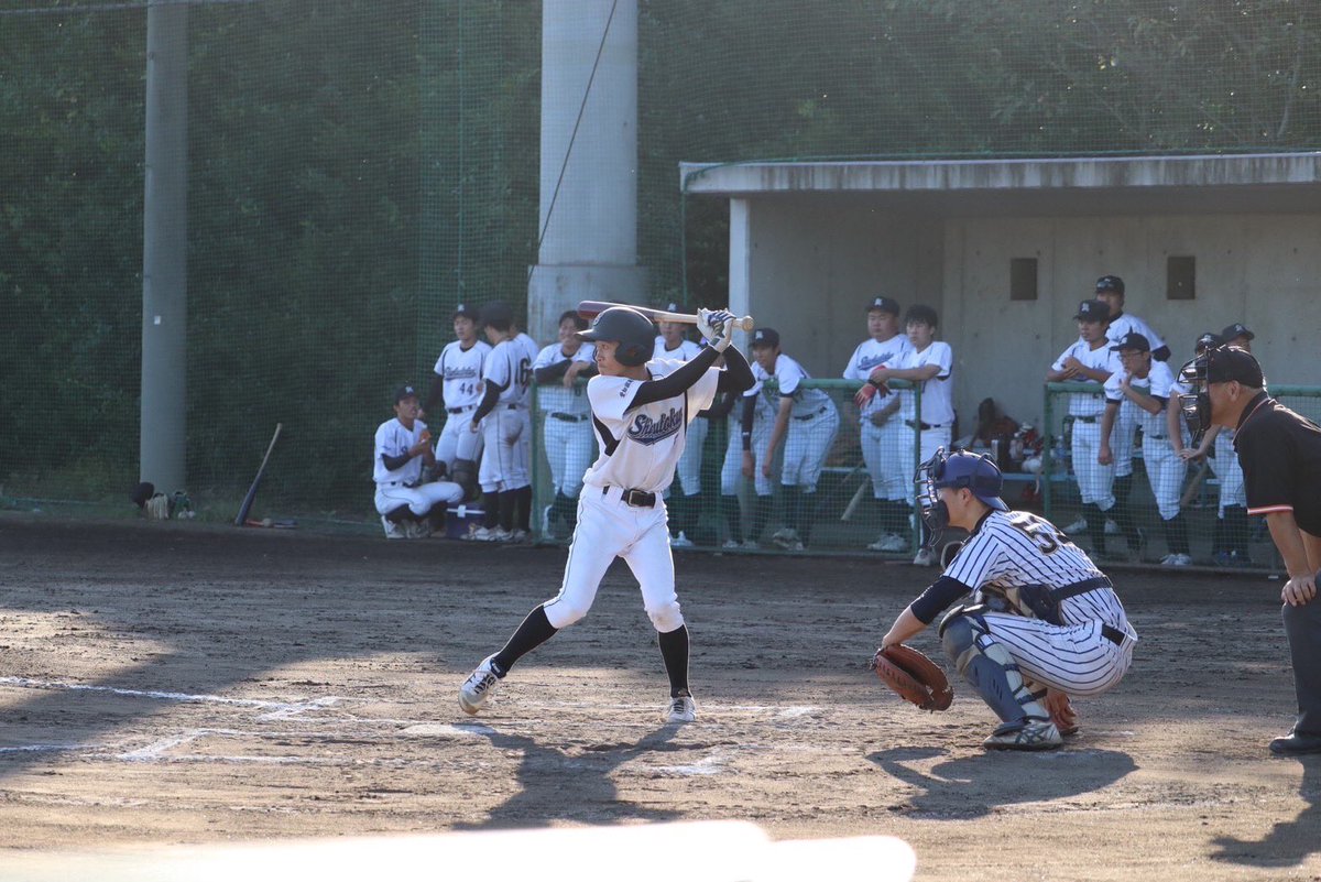 ASU_Baseball2's tweet photo. 9/11(日) 秋季リーグ 第4戦

淑徳大 742 0120  16
大同大 000 0001   1

近野,御厨,呉林一 山田

【二塁打】梶野(#豊川 )天野(#名城大附)
【三塁打】今福(#名経大市邨 )
【本塁打】今福

【勝利投手】御厨

#愛知淑徳大学
 #asu 
#大学野球
#愛知大学野球連盟
#aubl https://t.co/x8AmYpOXiX
