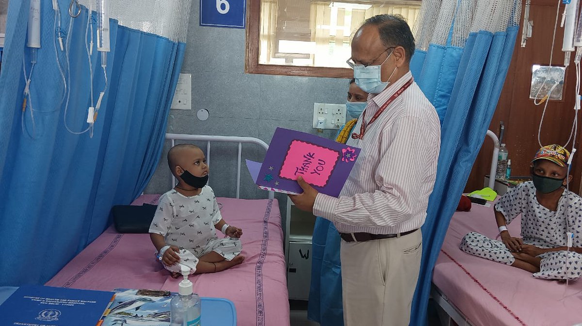 SJHDELHI's tweet photo. Dept of Pediatrics @SJHDELHI organized cancer survivor support forum. Dr BL Sherwal, MS, interacted with children &amp; their families who have completed treatment. He motivated them &amp; reiterated @MoHFW_INDIA 's resolve of free and quality healthcare at Govt hospitals https://t.co/kWwKVNos67