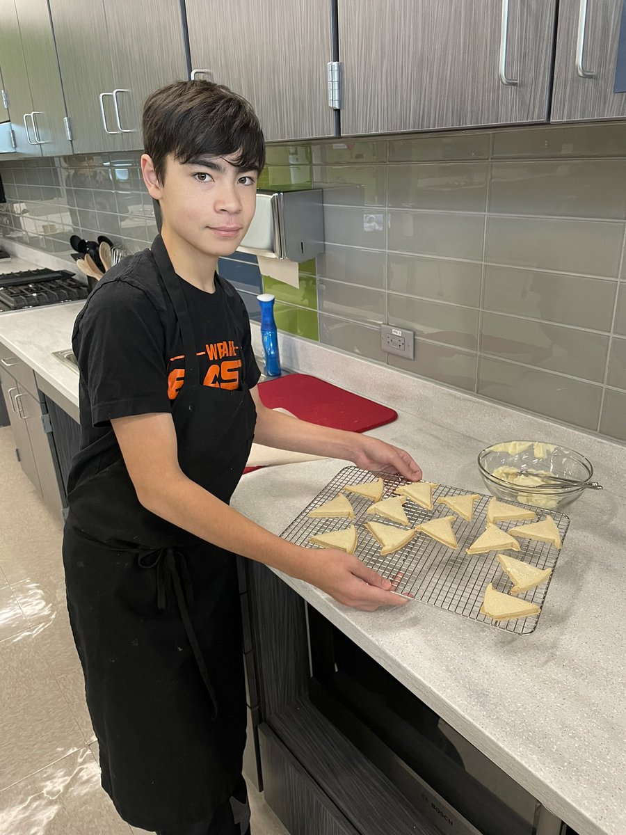 Fun collaboration with Culinary Entrepreneurship (CE) &amp; CAD Drafting Ss this wk. After CAD Ss heard the CE Ss’ ideas for cookie shapes they’d like to make, CAD Ss designed &amp; printed custom cookie cutters &amp; CE Ss made cookies w them, sharing the tasty results. #authenticlearning