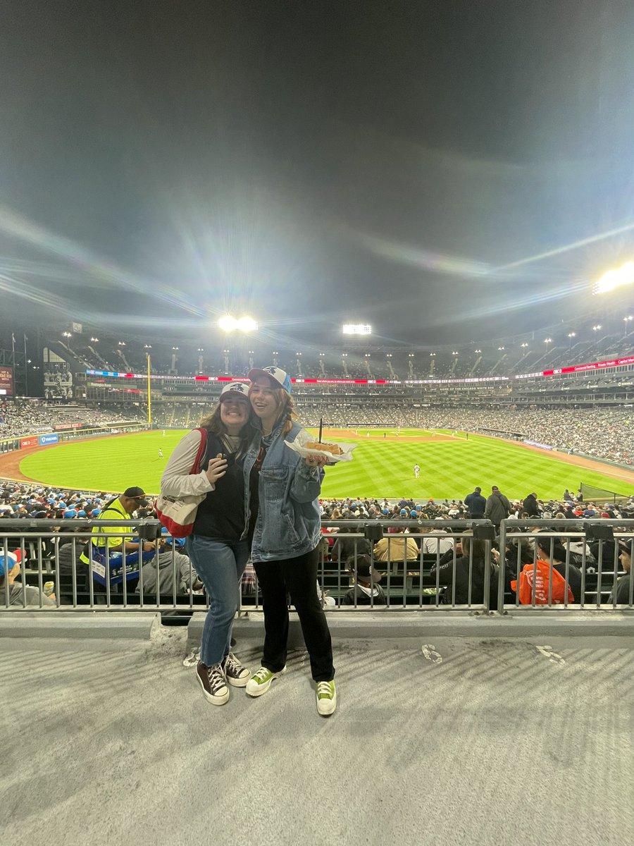 cowa_bungadude's tweet photo. #firstsoxgame https://t.co/OjvIXbXu6W