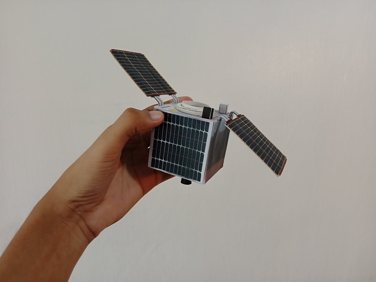 will_spacenaut's tweet photo. MULA small satellite🇵🇭 #WorldSpace https://t.co/9LmL4DRkHg