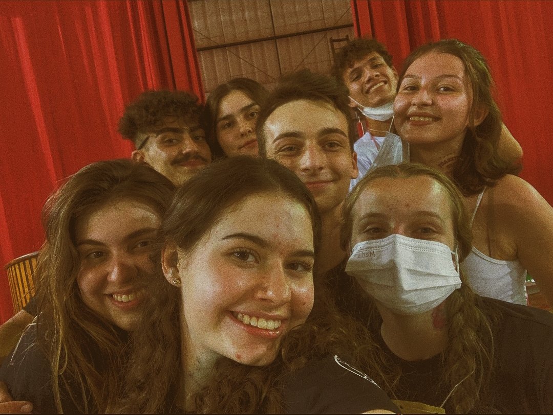 mattv981's tweet photo. saudades desses 💛💙 https://t.co/32HfFzmOmo