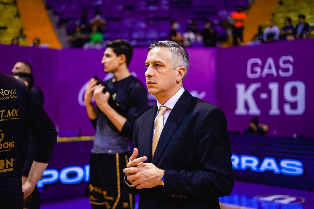 DORADOS BUSCA FINIQUITAR LA SERIE SEMIFINAL DE ZONA

Chihuahua va por su primera serie en playoffs desde la temporada 2008-09, cuando derrotó en cuatro juegos a los Lobos Grises de la UAD en los cuartos de final de la Zona Norte.

📰PREVIA: bit.ly/3SYaNd6