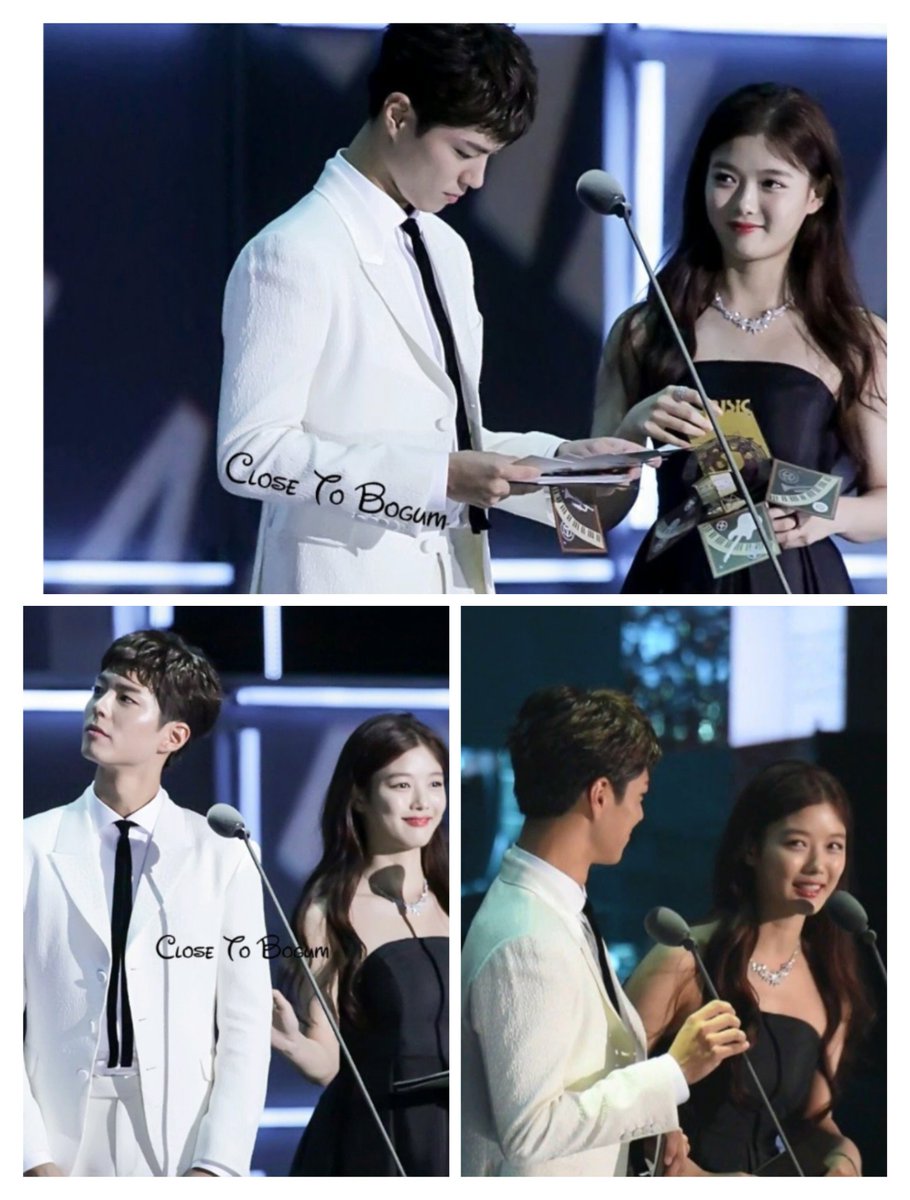 SR75172778's tweet photo. Boyoo Couple 😍
The Prince and the princess at MAMA 2016
#BOGUMMY
#KimYooJung
#MAMA2016 https://t.co/05ItCJsxMI