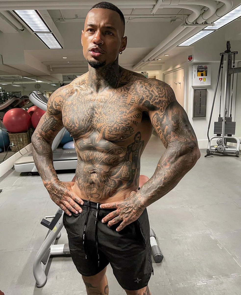 DemonModeIn321's tweet image. Yeah nuh. Like what you see ? 😎💪🏾