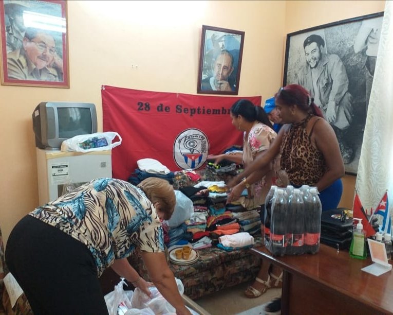 GHNordelo5's tweet photo. Continúan llegando donaciones a las sedes de los #CDRCuba en todo el país, para ser enviadas a las provincias afectadas por Ian #Cuba #SoyCederista #SomosDelBarrio #FuerzaCuba https://t.co/jwgdB5ZOm8