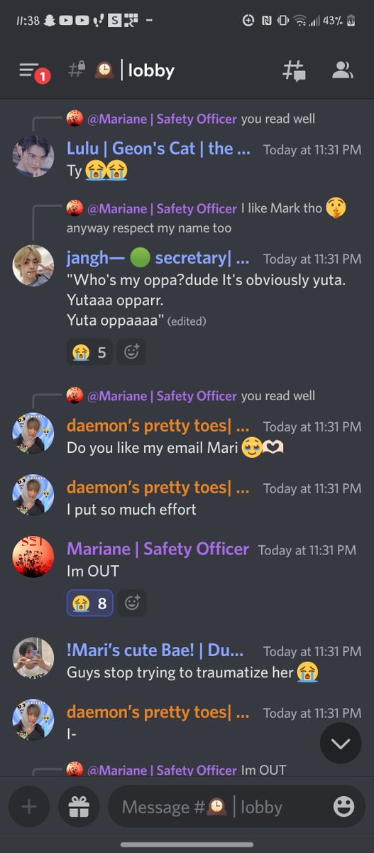 Mari is done with us players aka CLAYERS someone give mariane and the staffies a raise for dealing with us 😭 <a href="/PlaySUPERKIND/">PlaySUPERKIND</a> 
#DREAM_Mining #MARIANENEEDSARAISE
#STAFFIESNEEDSARAISE