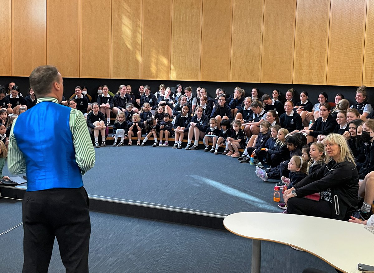 Our ELC4 and Year 12 students shared a special (and cute) reading session this week with Teacher Librarian Mr Jones. 📘📚

With our youngest and oldest Grammarians together in the library, Mr Jones read Dr Seuss's 'Oh, the Places You'll Go!' And 'Eat Your Peas' by Kes Gray.