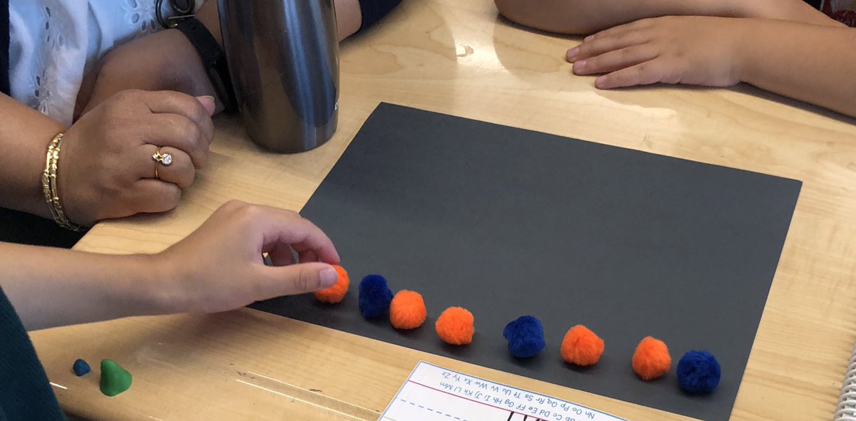 mscasas_teach's tweet photo. Exploring repeating patterns with loose parts! We created the core of patterns and got our partners to extend the pattern 🟠🟡🔴🔵🔁 https://t.co/KaDvA7g5AG