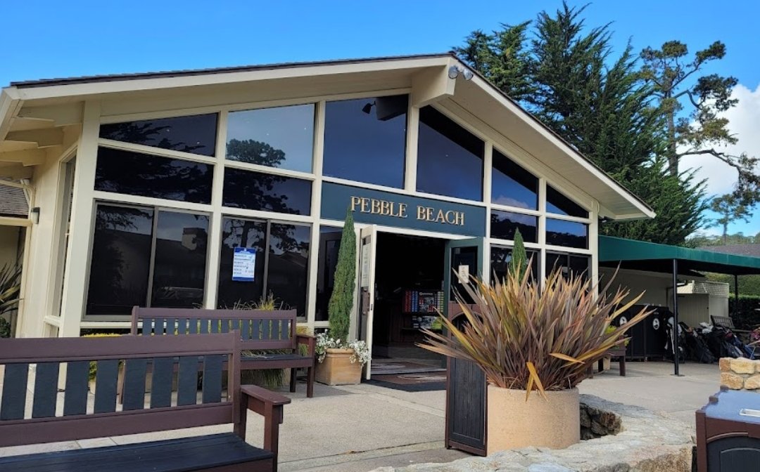 MoonLover1720's tweet photo. This the famous Pebble Beach Jay was saying on Grammy Museum for those who don't know... The view is so beautiful and looks so expensive.. Jay really has good taste... He really is a rich kid... https://t.co/3A7Sf9EyEb