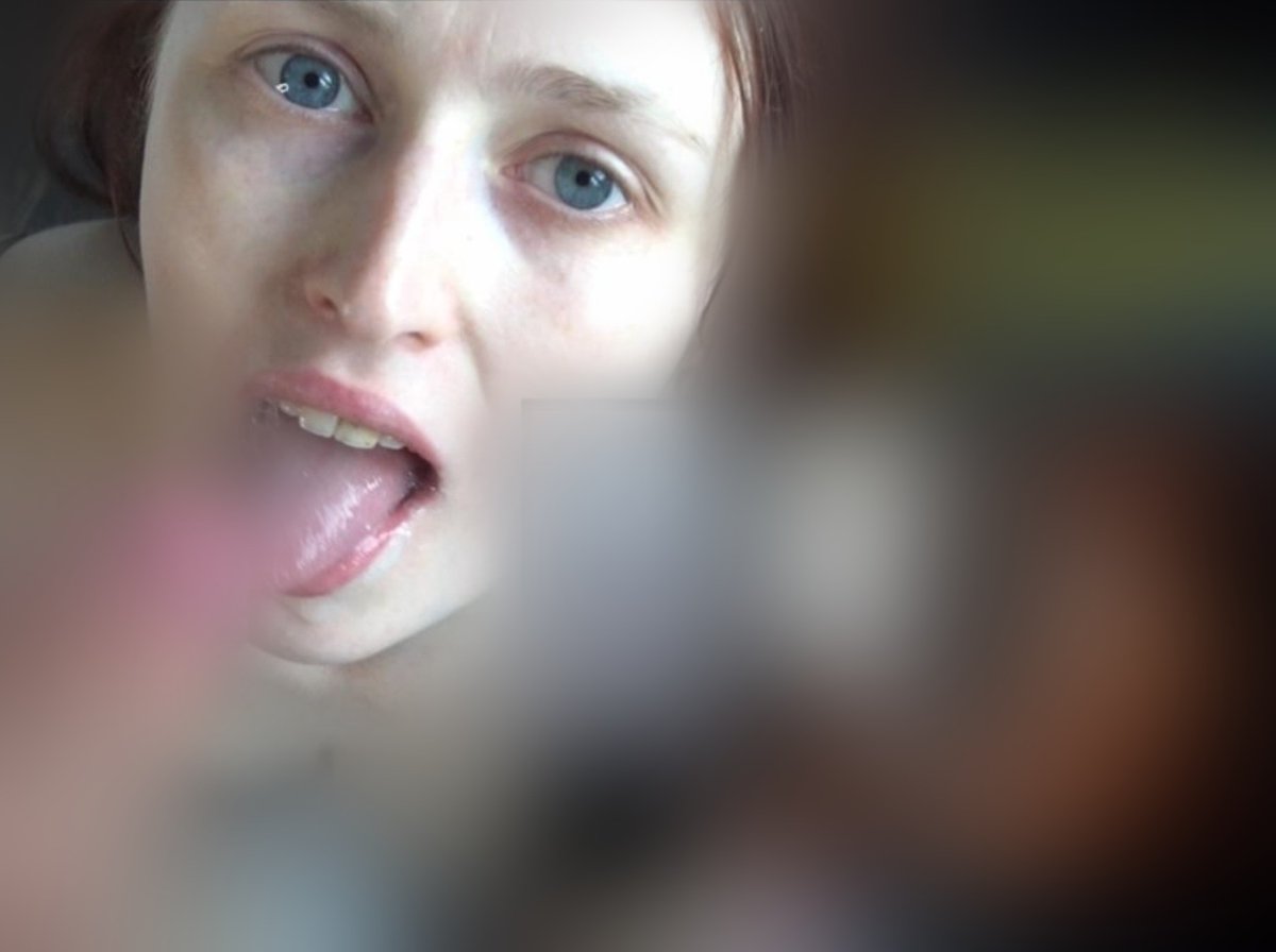 LittlAlexa's tweet photo. Heute ab 13 UHR neues Video auf MDH.
Heute Abend dann auf allen anderen Kanälen.

Hat er wirklich so einen geilen Schwanz ? 🤔
#Blowjob
#Cock
#spermgirl https://t.co/g1UBlwsYVf