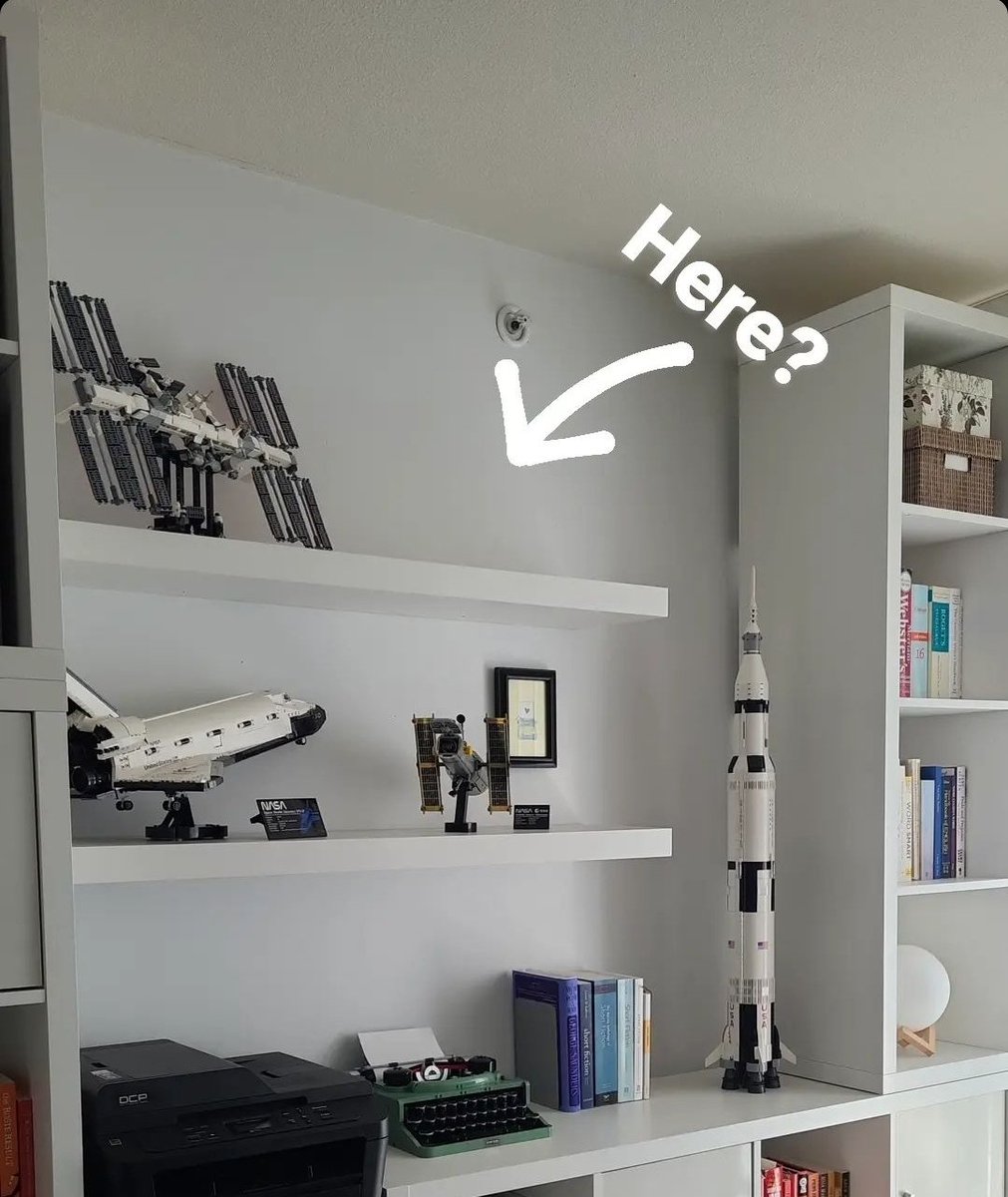 BookNeurd's tweet photo. @LEGO_JWST Yesssss!!! I have a spot reserved for it on my shelf. I am REDDY FREDDY!!!! https://t.co/KoDTgHgSCF