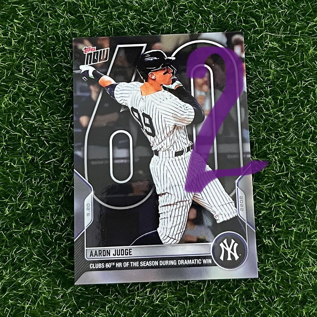 lmartdotorg's tweet photo. Until tomorrow when Topps has the new card for preorder, this’ll do for now (this “60” card arrived yesterday).⚾️🙌🏻⚾️ Yayyyyy &amp; Congrats - history! @TheJudge44 @Yankees @Topps #aaronjudge #HomeRunKing https://t.co/JtmQNRPBKY