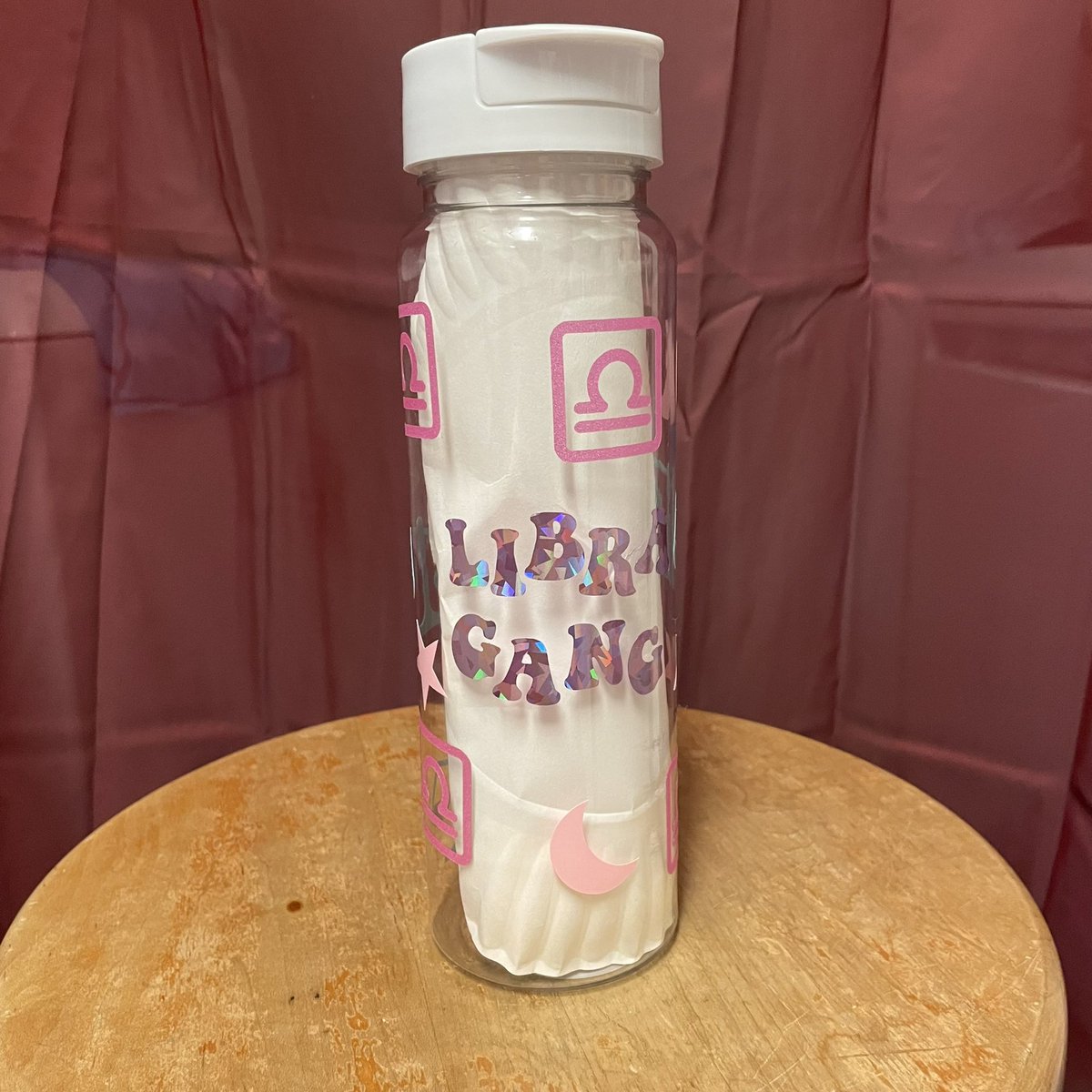 inactivexbye's tweet photo. 7 days til my birthday 🥳

support my small business as a gift 🤠

https://t.co/lC6uzTlRqT ❤️ https://t.co/q429UlLAGd
