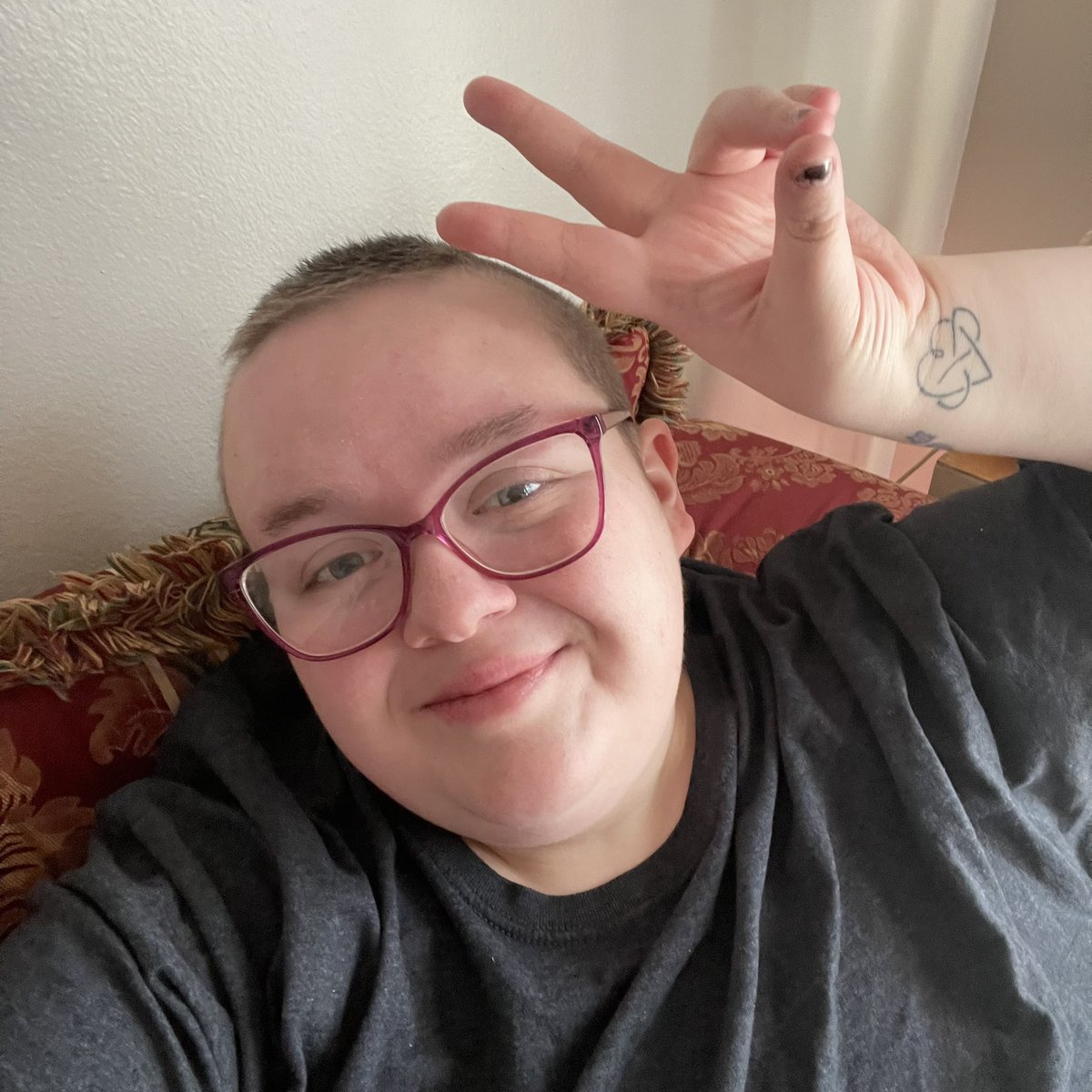 inactivexbye's tweet photo. 7 days til my birthday 🥳

support my small business as a gift 🤠

https://t.co/lC6uzTlRqT ❤️ https://t.co/q429UlLAGd