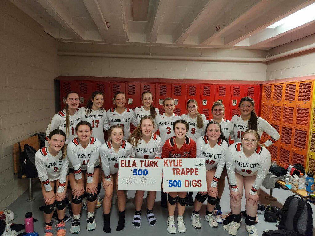 RiverhawkVBall's tweet photo. Tough loss to Ames on Senior night with a 2 pt loss in each set. Great effort by our team. We celebrated 2 large accomplishments by 2 of our seniors. Kylie Trappe reached 500 digs for her career and Ella Turk reached 500 assists for her career. Congrats Kylie and Ella!@IGHSAU https://t.co/nZpFjuY6A7