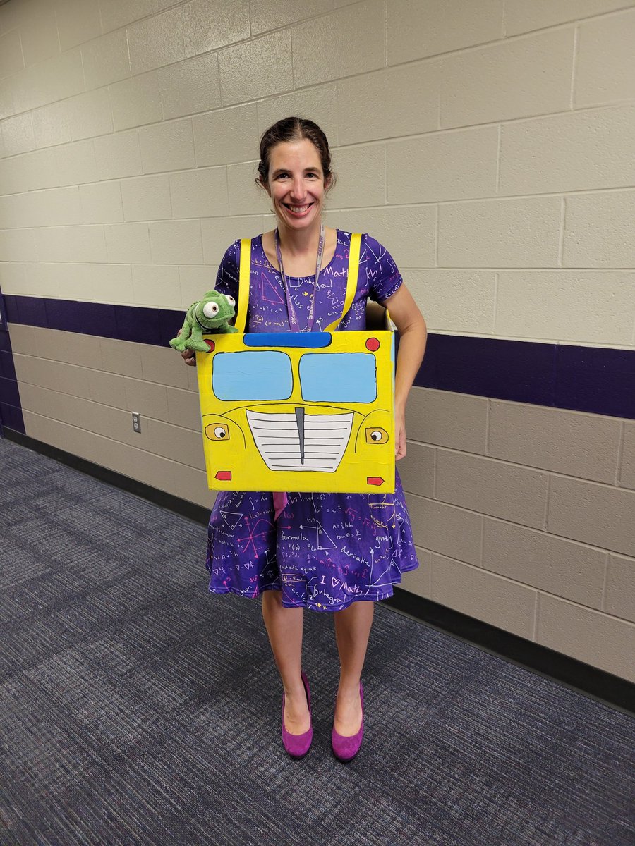 MrsSteen1's tweet photo. Character day at the ranch https://t.co/WtXymnnOVc