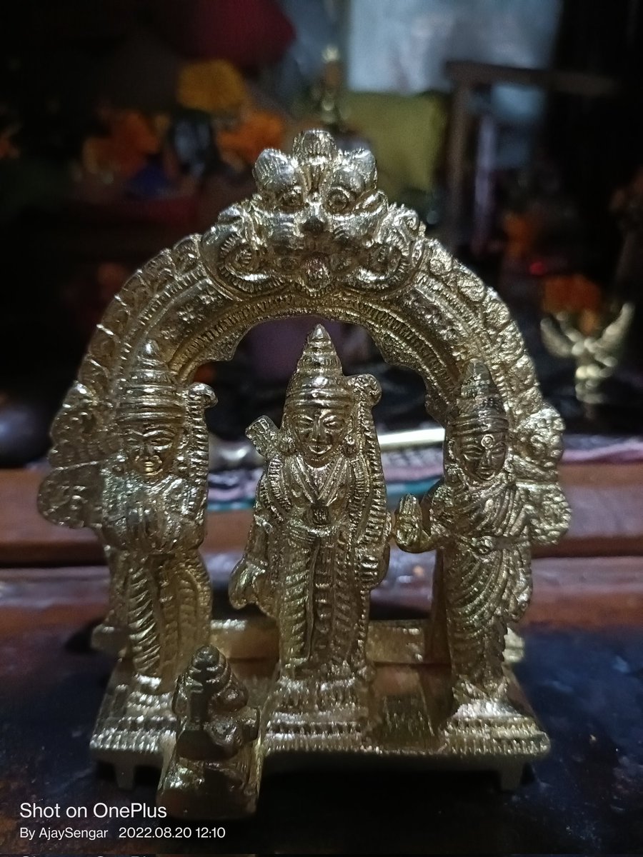 अधर्म पर धर्म और असत्यपर सत्य की विजय के प्रतीक विजय दशमी पर्व की सभी को ढेर सारी शुभकामनाएं।

राजा रामचंद्र जी की कृपा आप सभी पर सदैव बनी रहे यही कामना करता हूँ।

#Vijayadashami #विजया_दशमी