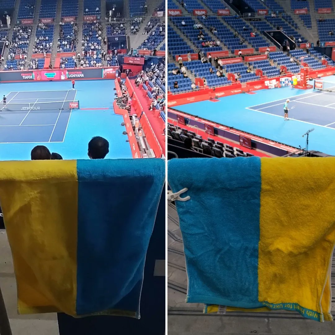 This towel helps not only Ukrainian citizen, but also those who are hard to find their seats in a stadium🇺🇦🎾
@KorsunskySergiy @TheDolgo 
#StandWithUkraine #humanitariansupport