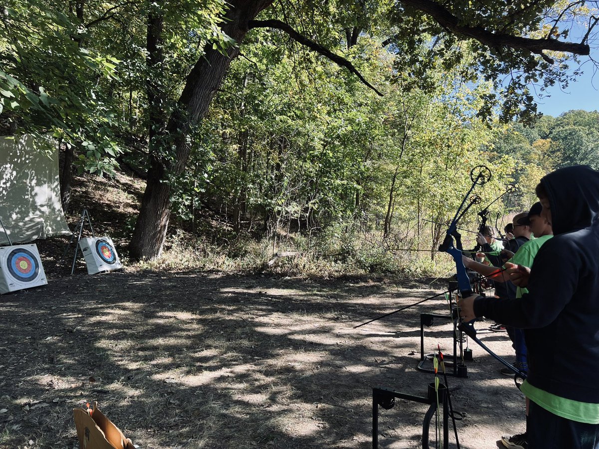 mshannahpech's tweet photo. One of my favorite parts of Duello 5th grade camp today (Archery Station!) was hanging out with some younger siblings of past students. 🥰 https://t.co/eDa8NInCDH