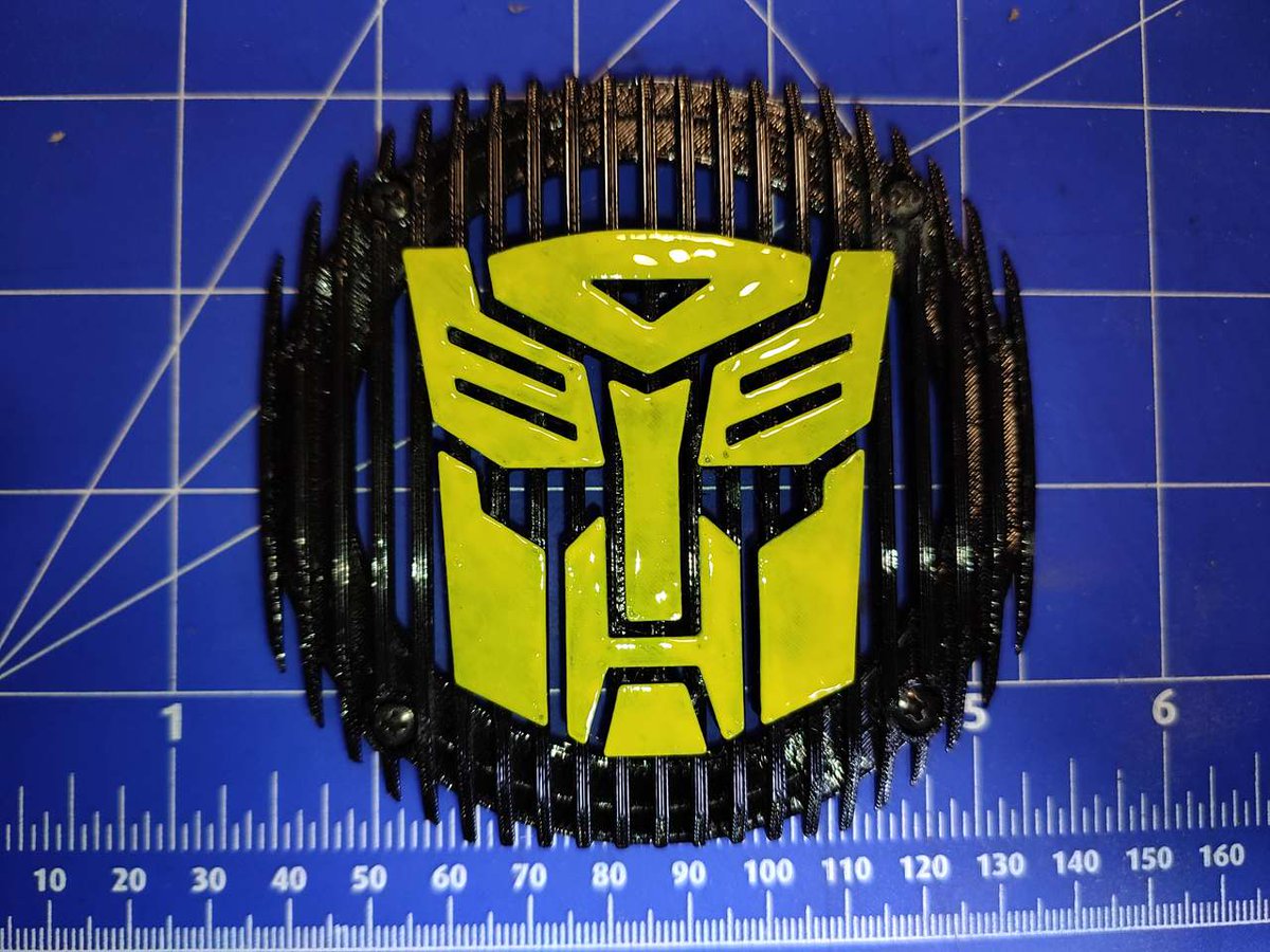 pedja_supurovic's tweet photo. 75mm Speaker mask with Transformers logo
https://t.co/gUFmihwrfa
#3Dprinted #3Dprinting #3dprint #maskenbal #haloween #kids #toys https://t.co/xdv6GxDRhk