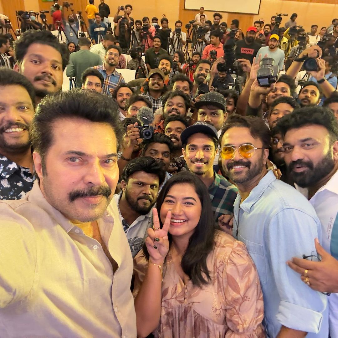 mammukka's tweet photo. Media Friends https://t.co/L4bGO3kg8b