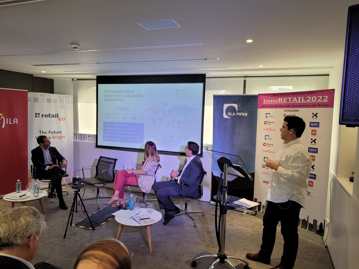 CesineEditorial's tweet photo. #INMORETAIL2022 Germán Sánchez, project manager de @famasystems explica "El caso @TendamRetail". Un ejemplo de #FacilityManagement y gestión de activos inmobiliarios de retail a través de la tecnología. https://t.co/HiUFNG0Brx