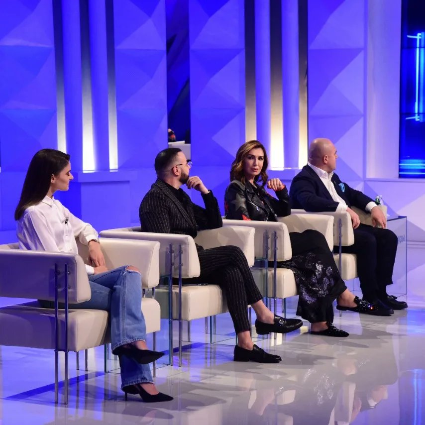 LonetaProgni's tweet photo. #Opinion #tvshow #talkshow https://t.co/ojS93gfo5r
