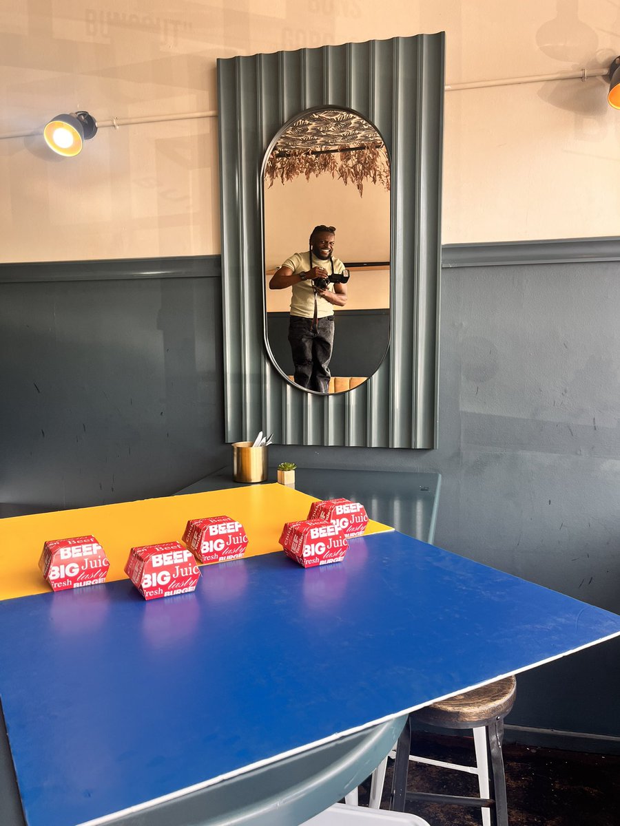 Behind the scenes 🍔

<a href="/TheFashgod/">Teendayi🤴🏾</a>