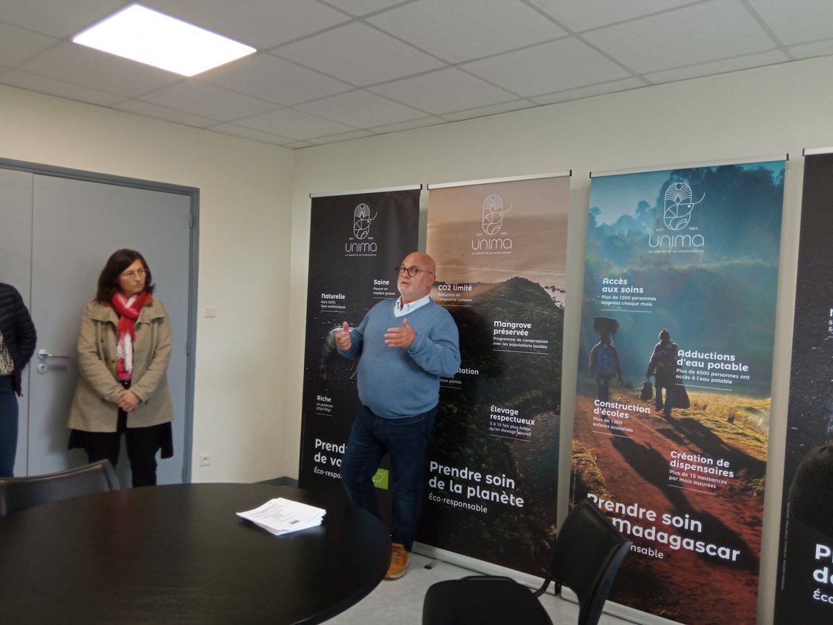 Renforcer la connaissance du marché du travail  avec @marineoBusOfficiel et @poleemploi_HDF 
▶️2⃣6⃣  demandeurs d'emplois ont découvert les opportunités de recrutement sur la zone de Landacres 
Merci aux entreprises de l'accueil et de leurs interventions👍
<a href="/Prefet62/">Préfet Pas-de-Calais 🇫🇷🇪🇺</a> <a href="/fcuvillier/">Frédéric Cuvillier</a>