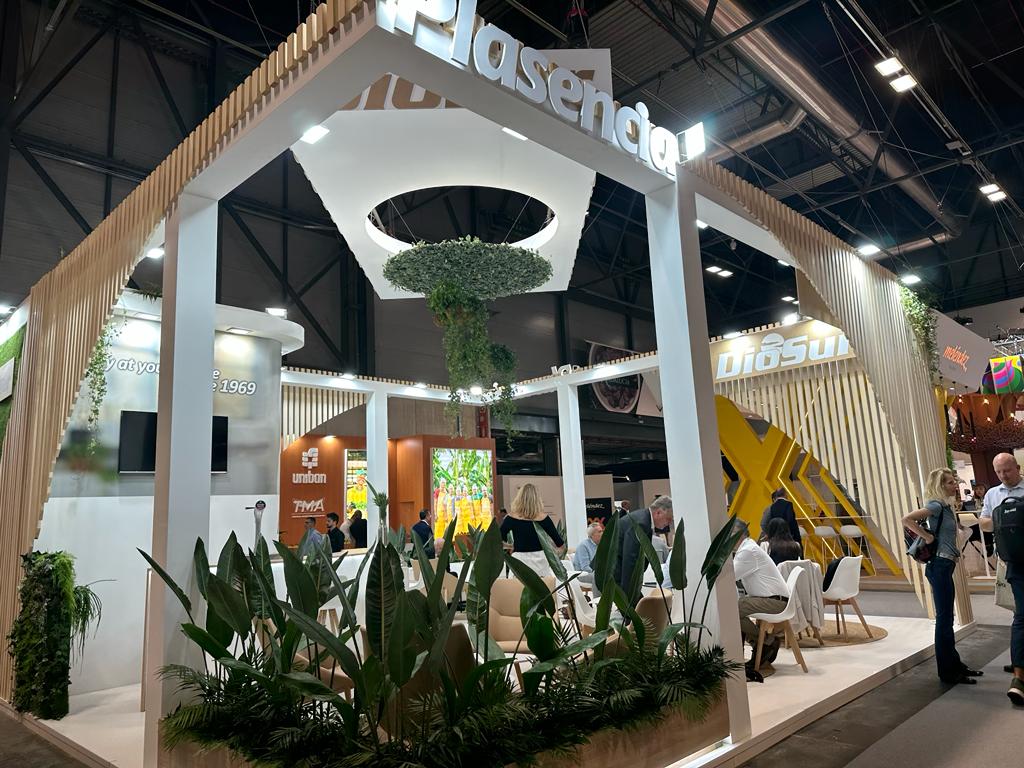 FruitAttraction's tweet photo. #FruitAttraction22 acoge toda la variedad de productos frescos hortofrutícolas traídos desde diferentes partes del mundo por las empresas expositoras en el area de Fresh Produce. Algunos de sus expositores son:
👉@huercasa
👉@MissionAvocados
👉#Plasencia
👉#Sohiscert https://t.co/aBZbBmG77H