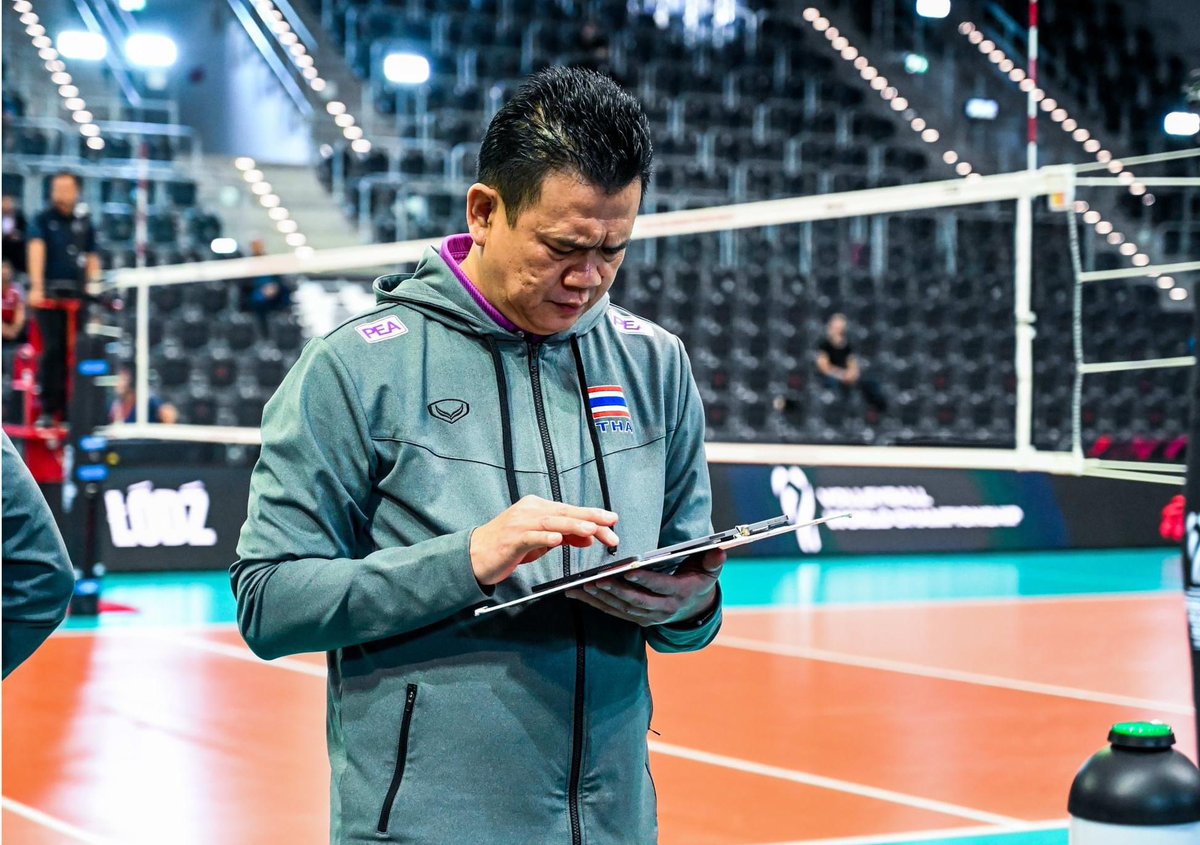 thavolleyball's tweet photo. Happy birthday our coach!!!
🎂 

_____
#WWCH2022 | #วอลเลย์บอลหญิง https://t.co/F82Q4LzhMp