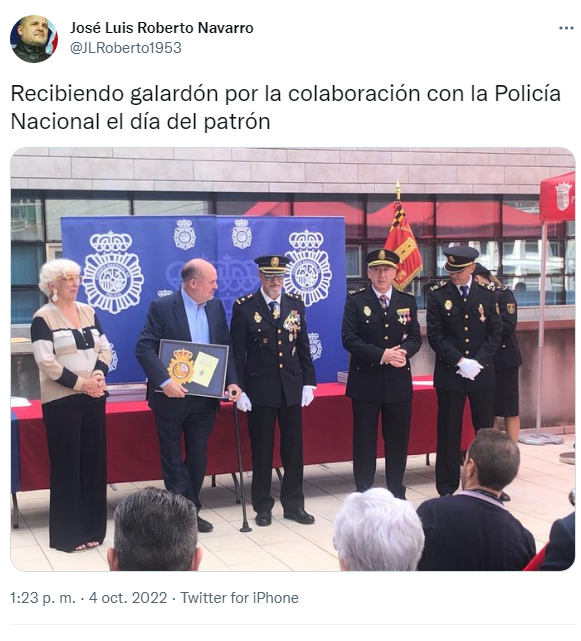 1) El líder del partido fascista España 2.000 el 4 de junio de 2.022. 2) El líder del partido fascista España 2.000 el 4 de octubre de 2.022