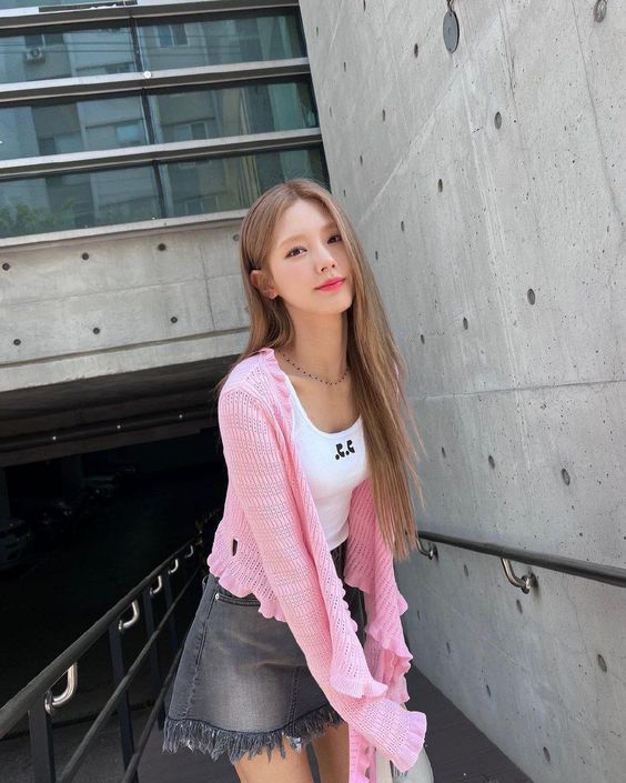 JENESAlS's tweet photo. ⠀⠀

𝗺𝗮𝘆𝗷𝗮𝗲𝗶𝗻 𝗶𝗻𝘀𝘁𝗮𝗴𝗿𝗮𝗺 𝘂𝗽𝗱𝗮𝘁𝗲𝘀.

𝗺𝗮𝘆𝗷𝗮𝗲𝗶𝗻 : Lagi jalan jalan sore enaknya sambil dengerin lagu sambil nikmatin pemandangan, aku mau kasih saran nih lagu dari LiGHT yang judulnya Walking In The Wind cocok banget  𝒎𝒐𝒓𝒆…

⠀⠀ ⠀⠀       ⠀⠀ https://t.co/YPnaEqXghc