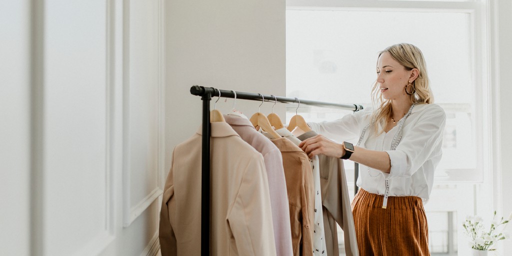 Fashion_Monitor's tweet photo. Head to the blog to meet 7 UK freelance fashion stylists, with key contacts for your database: https://t.co/AvU5DPztVZ #mediacontacts #prcontacts https://t.co/4IwD7PTOyp