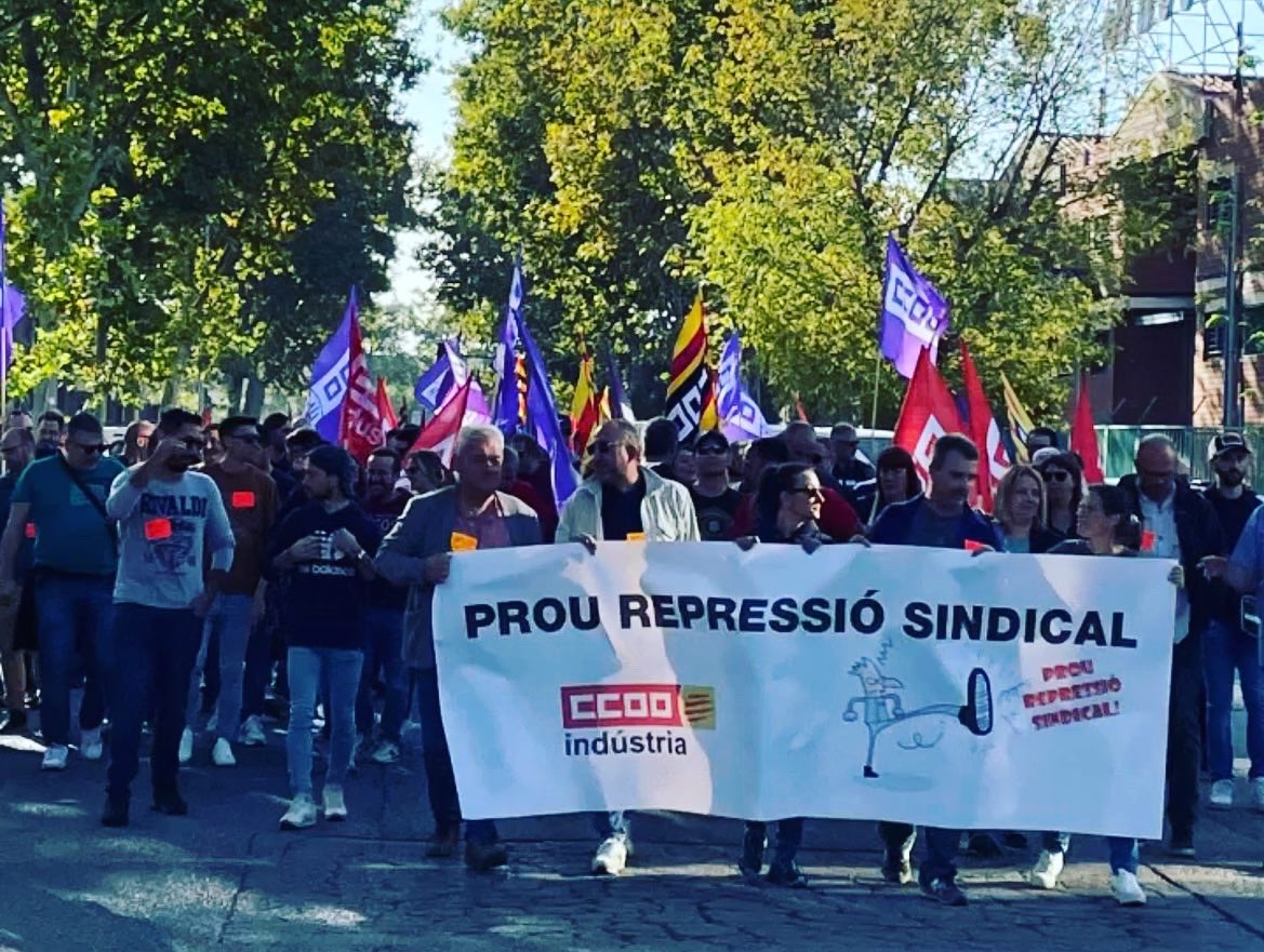 SecSindical #CCOO Louis Vuitton B2 tweet media