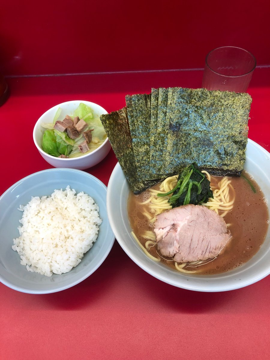 T54636849's tweet photo. 武蔵家@東名川崎店
ラーメン （のり）、ライス、キャベチャー

○よく炊けてる美味スープ🍜
○コスパもよし👍
○店内撮影を禁止している店がある理由を痛感した1日😥 https://t.co/SEH42Ddh52