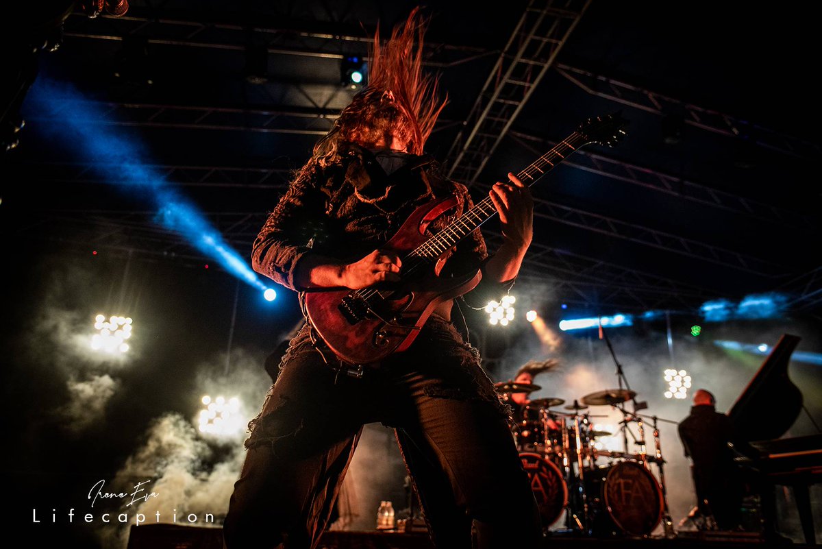 FApocalypse's tweet image. Which songs would you like to hear live on the upcoming European tour? 🎸

📸@ireneeva_lifecaption 

#guitarsofinstagram #guitarporn #guitarist #guitar #fleshgodapocalypse #europeantour