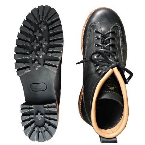 GeneralStoreBl1's tweet photo. 💙Pike Brothers https://t.co/txqkamjFfx💙
＊1946Mountaineer Boot Black＊
1946 Mountaineer Bootは、1840'sのLogger Bootをベースに作られたブーツです。ノルウイージャ製法採用。
❤️💛💙#Pikeboot #Mountaineerboot https://t.co/wURxS9InRt